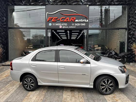 TOYOTA ETIOS 1.5 PLATINUM SEDAN 16V FLEX 4P AUTOMÁTICO TOYOTA ETIOS 1.5 PLATINUM SEDAN 16V FLEX 4P AUTOMÁTICO